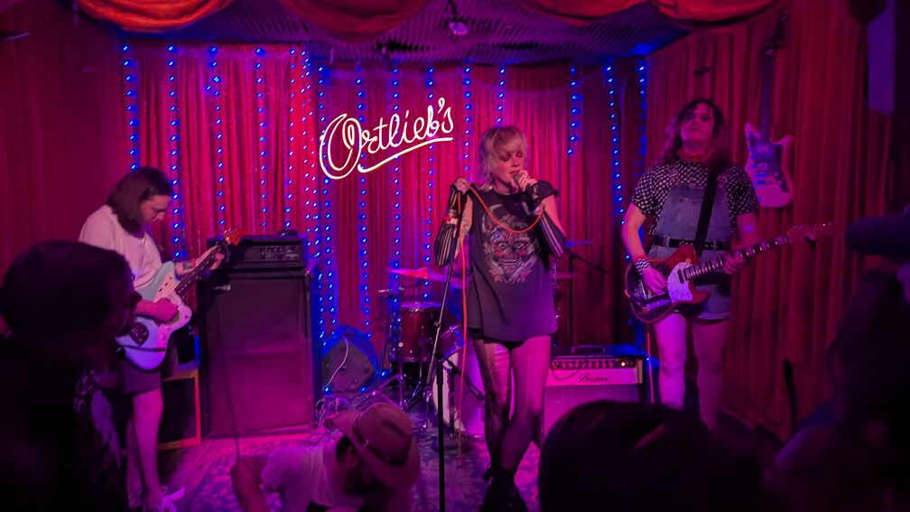 A photo of the Philly band Humilitarian playing at the venue Ortlieb's. They're an upbeat Emo rock group, I recommend checking them out! :D click for full resolution.